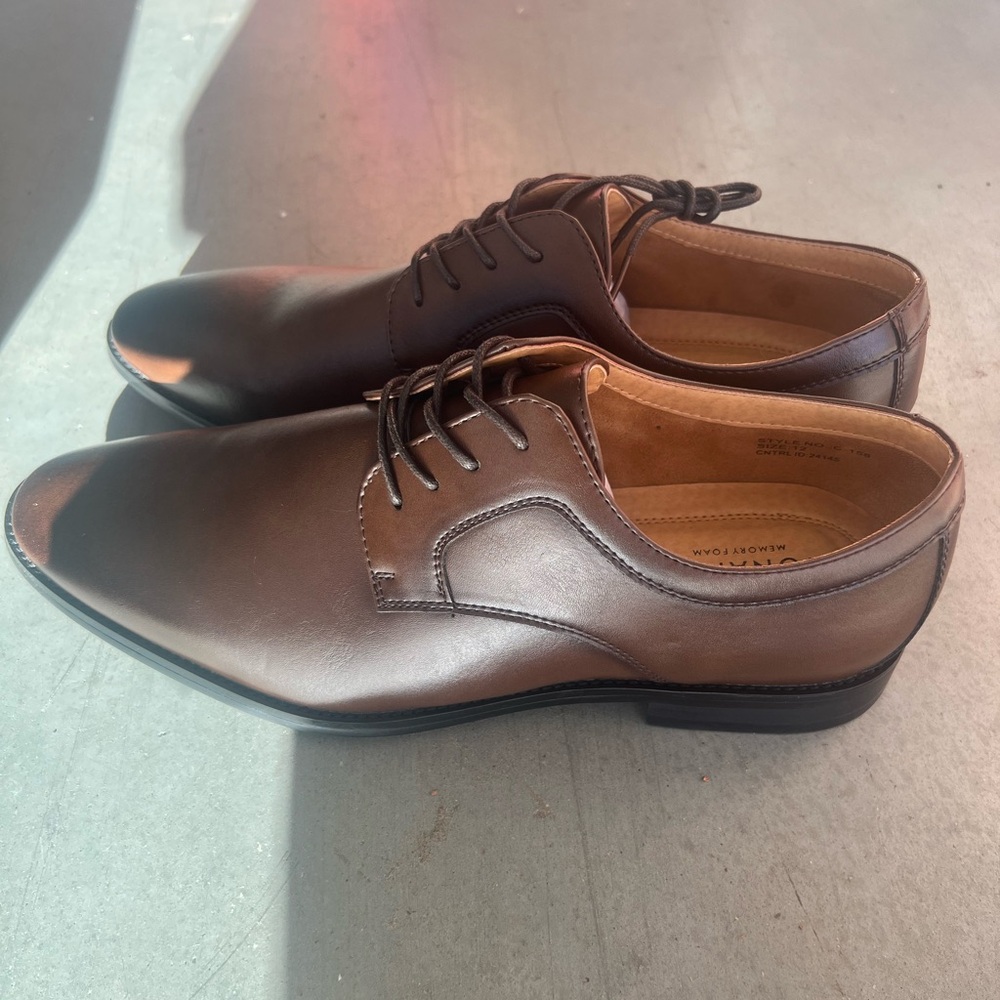 Classic Formal Dress Shoes in Dark Brown